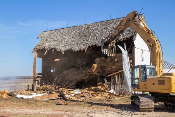 Barn Demolition in Pleasant Grove