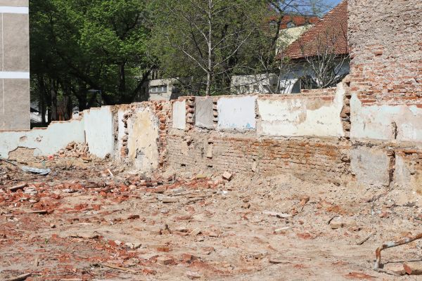 Brick Wall Demolition in Pleasant Grove
